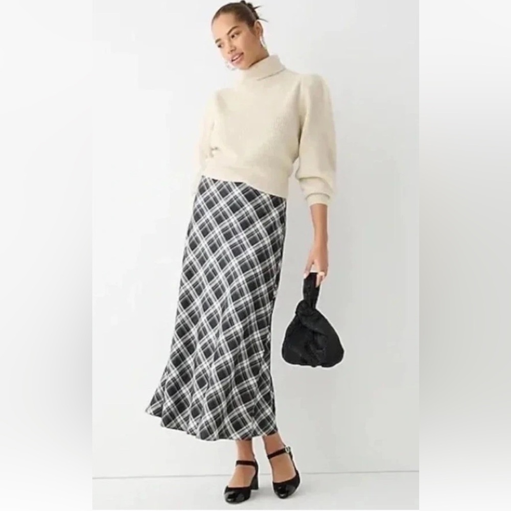 J Crew Black and White Plaid A-Line Skirt